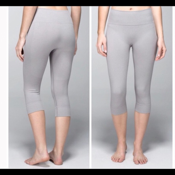 lululemon athletica Pants - Lululemon Seamlessly Street Crop Size 8
